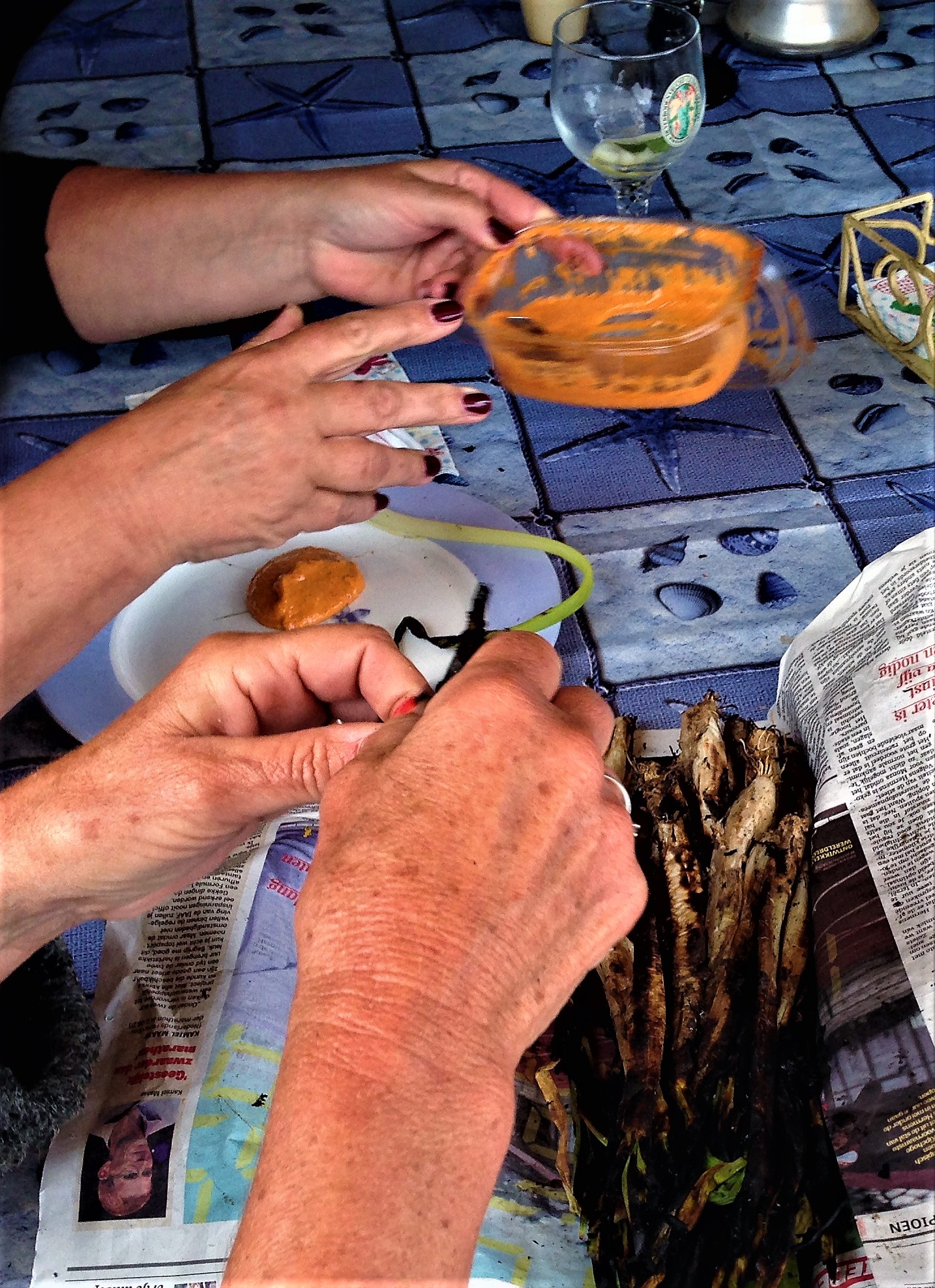 Calçots met romesco saus